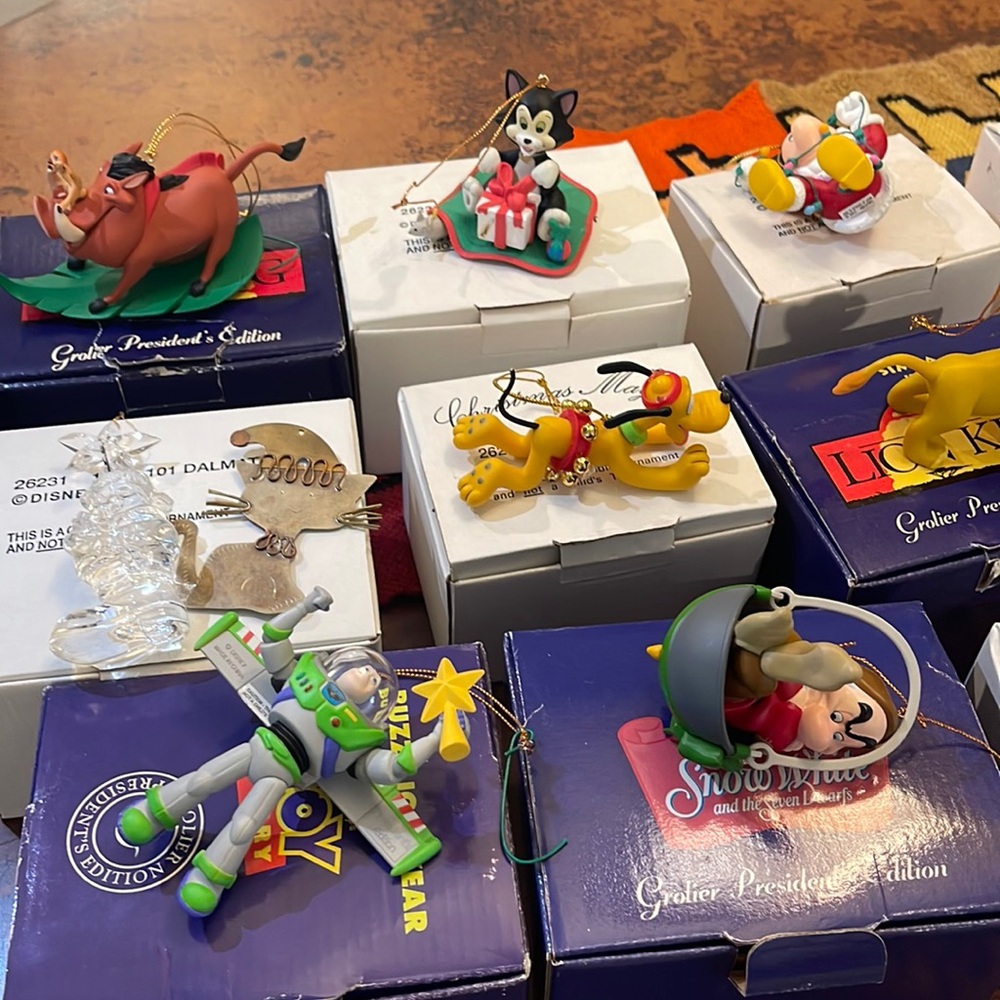 Collectable Disney ornaments 1993 and up